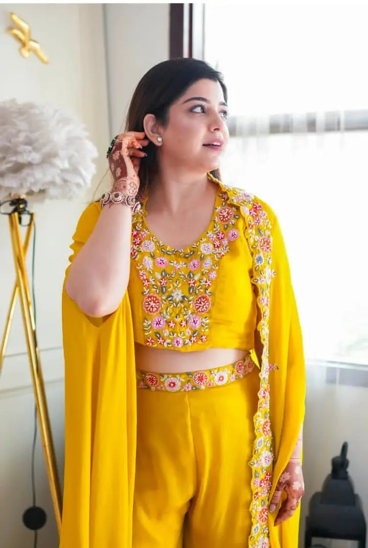 Zari embroidered shrug-style dupatta with bustier set