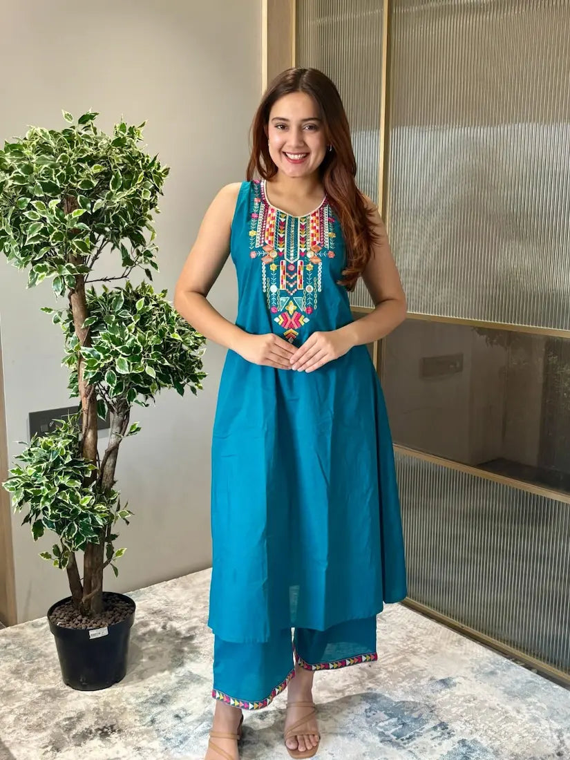 Sleeveless cotton embroidered kurta set in premium slub fabric