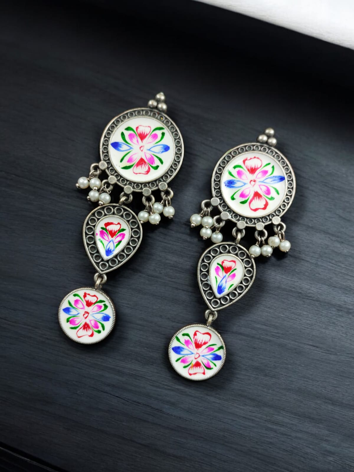 Maabetii White Traditional Indian Art Painting Jhumka