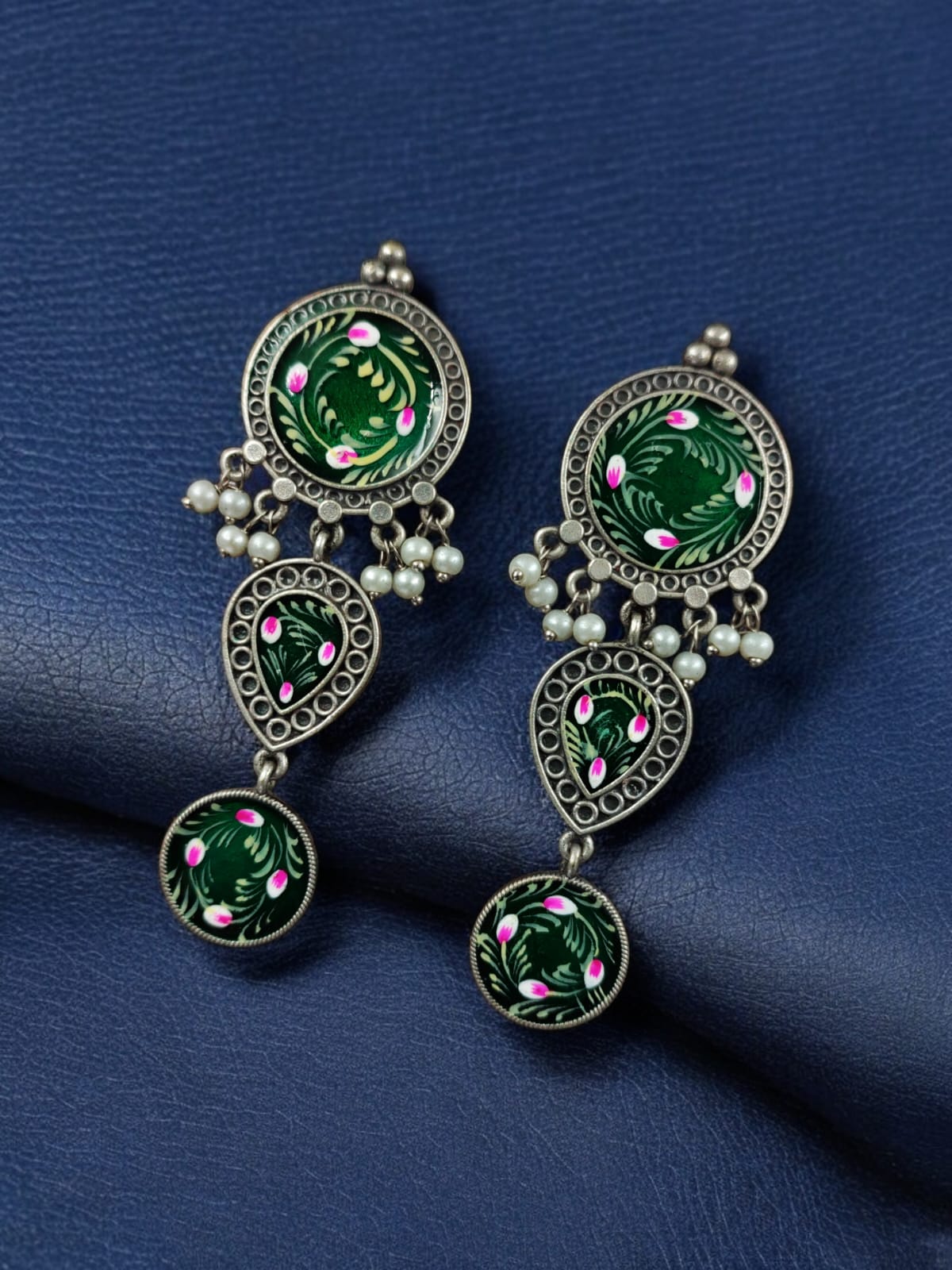 Maabetii Green Traditional Indian Art Painting Jhumka