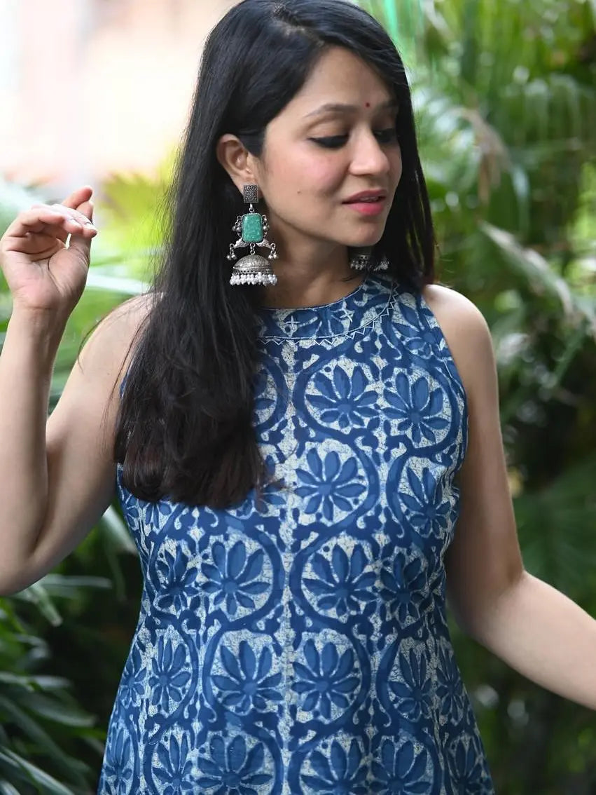 cotton kurta set with side slit and kantha work