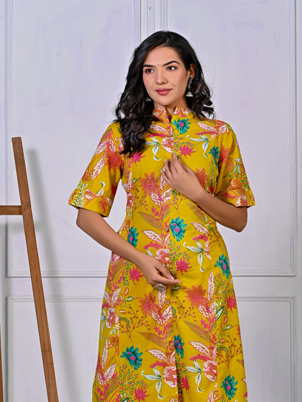 Flat lay of kurti and pant highlighting fabric and cut