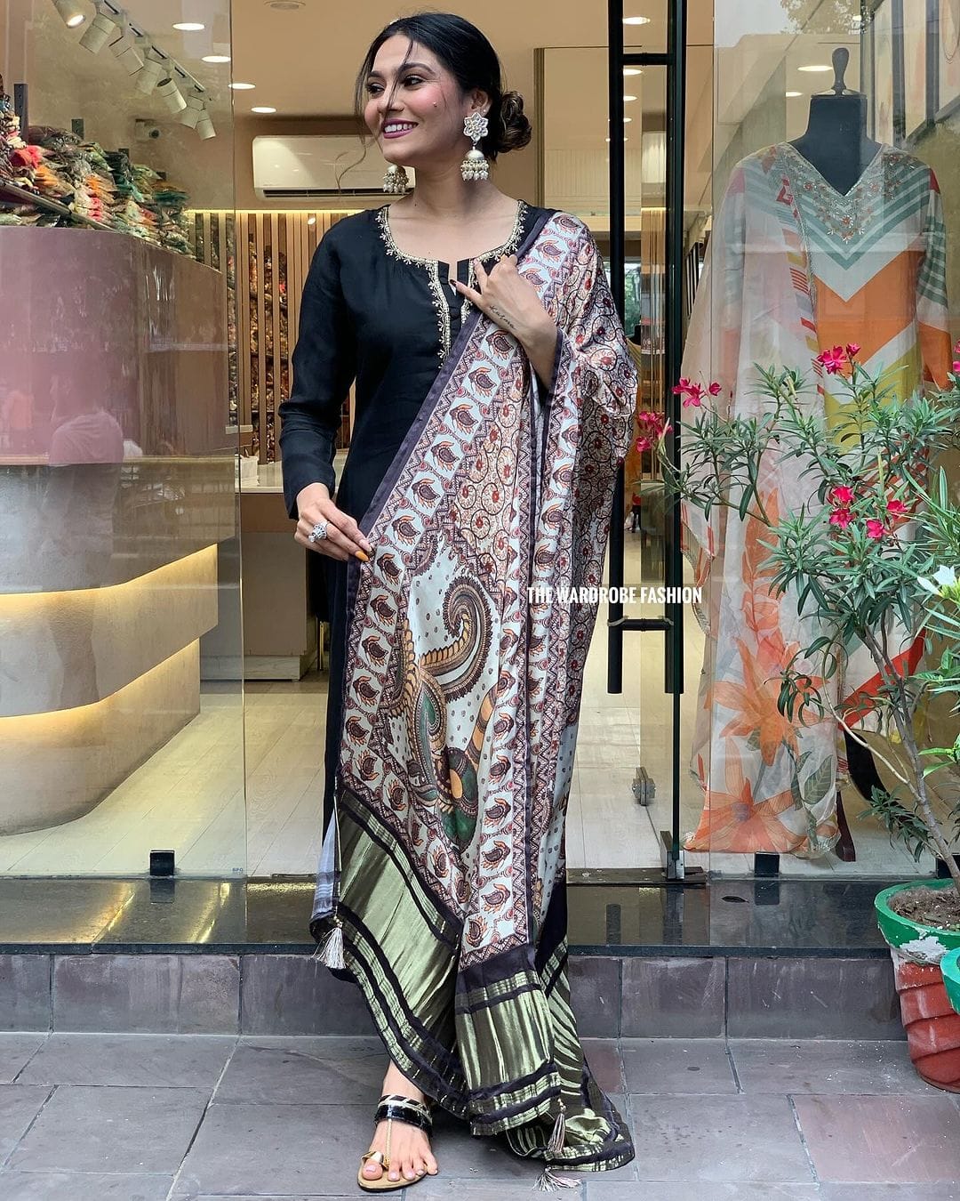Maabetii Black Embroider Handwork Cotton Straight Suit Set