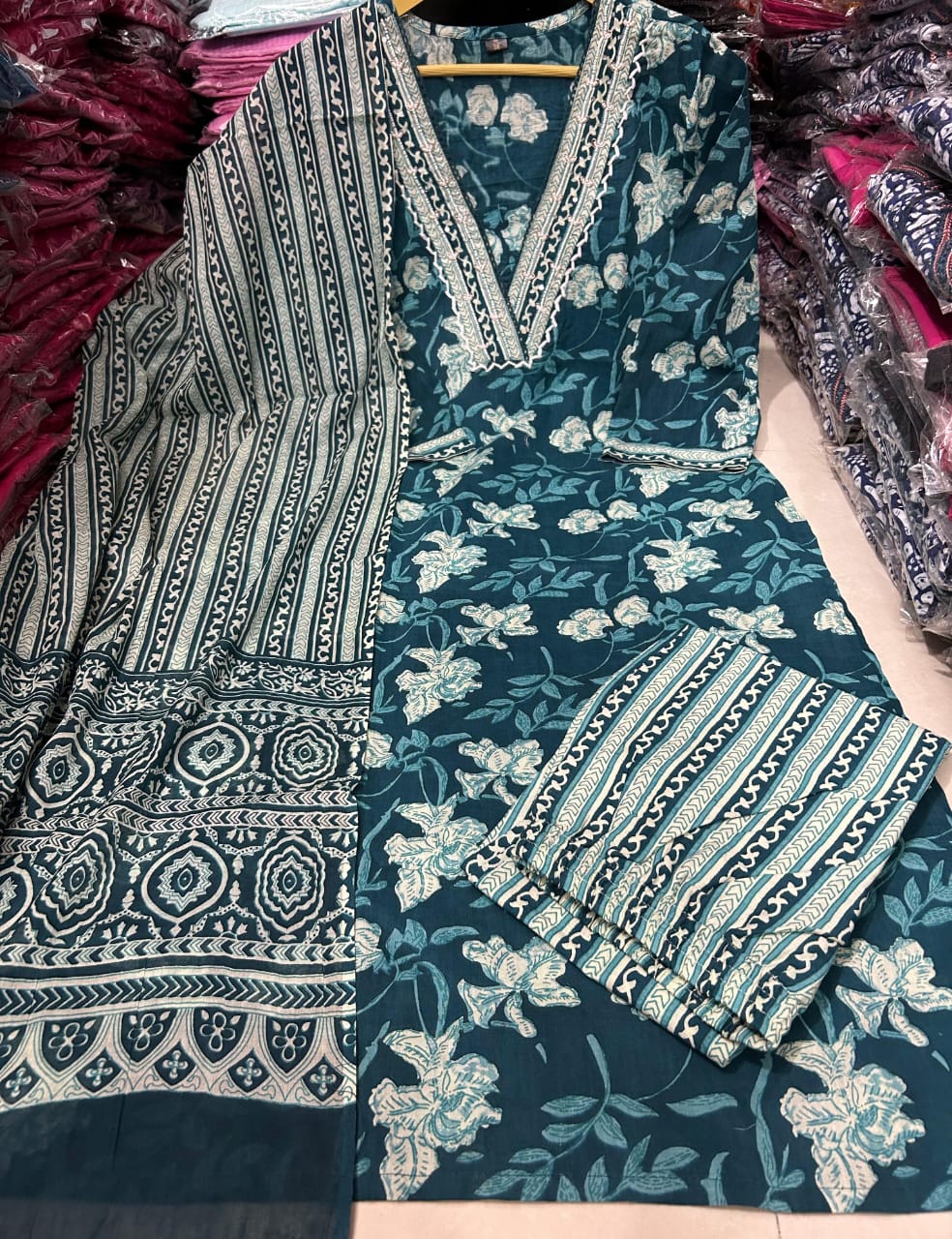 Maabetii Teal Green Floral Moti Lace Handwork Cotton Straight Suit Set