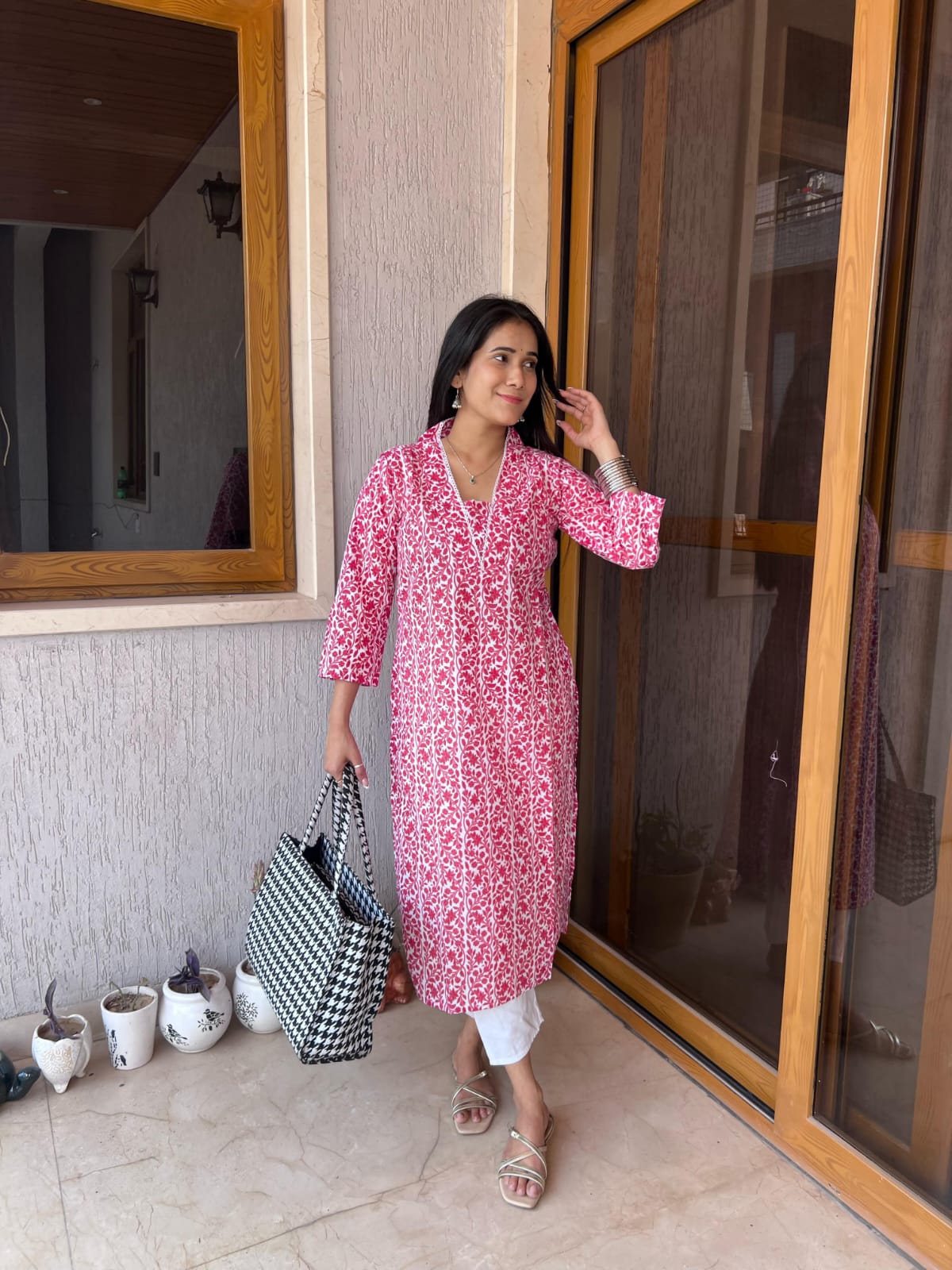 Maabetii Pink Cotton Office Wear Printed Kurti and Pant Set