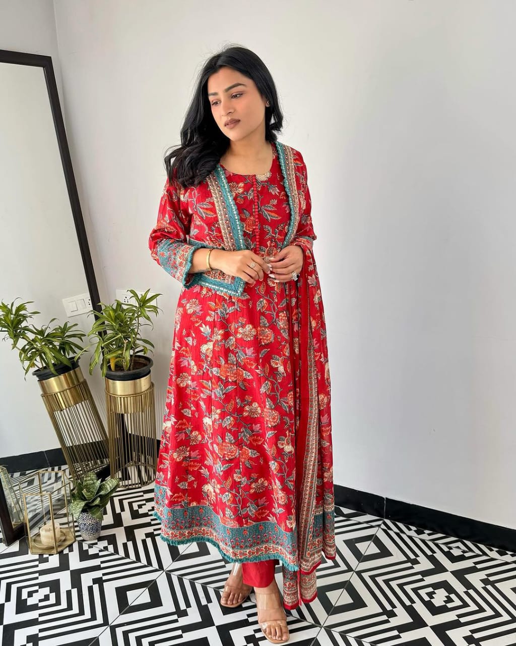 Maabetii Red Cotton Embroidery Suit Set With Jacket