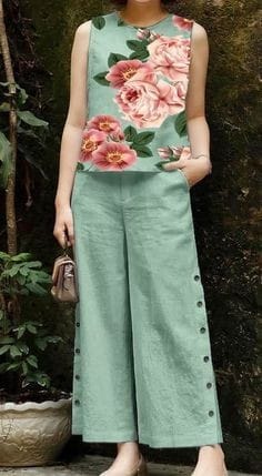 Maabetii Sea Green Muslin Top with Culottes Trousers
