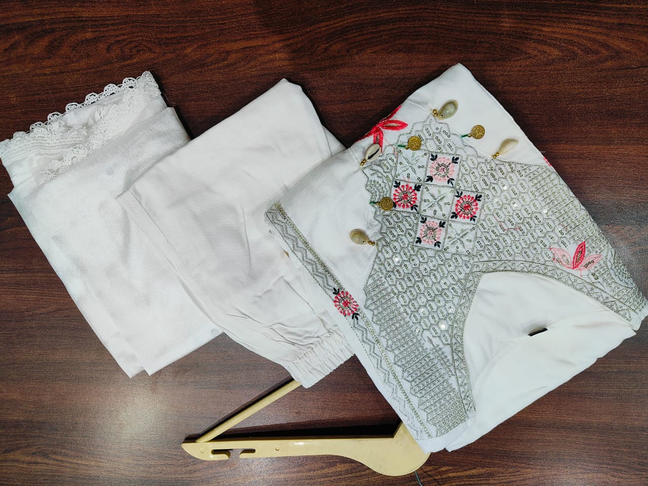 Maabetii White Rayon Heavy Embroidery Suit Set
