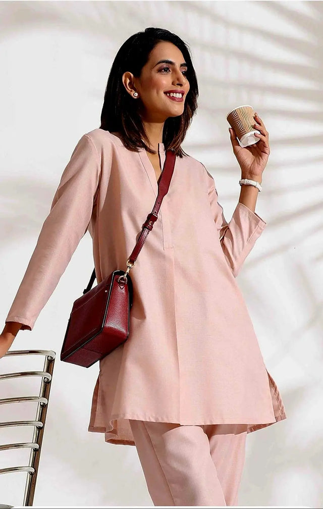 Festive cotton kurta set with side pockets

