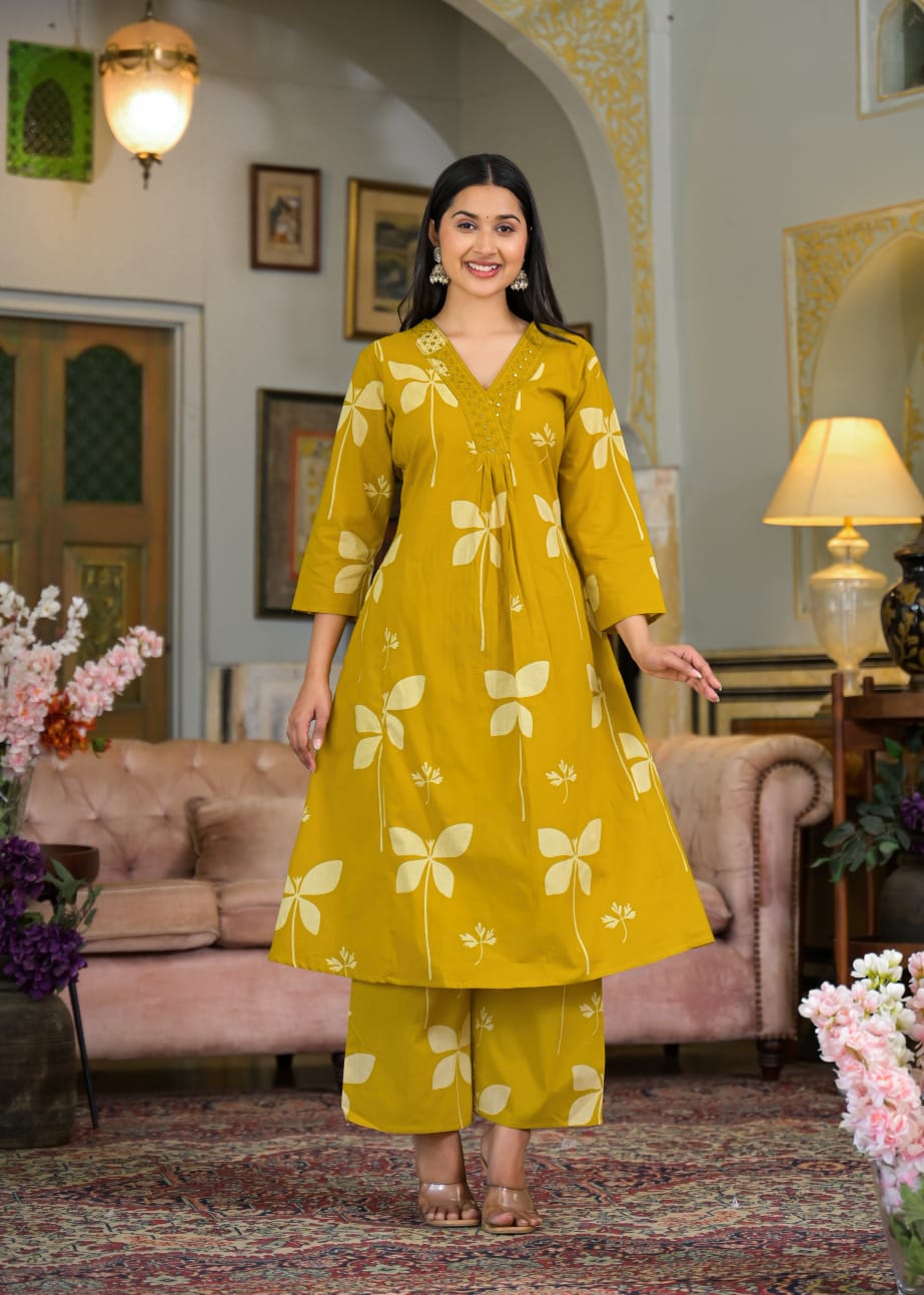 A-line cotton kurti front view with V-neck embroidery
