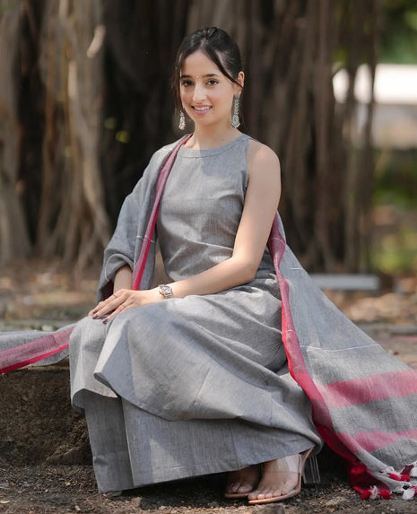 A line kurti set for women with linen dupatta