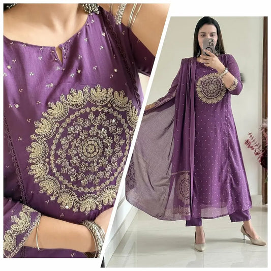 Front view of embroidered Anarkali cotton kurta set with malmal dupatta in purple