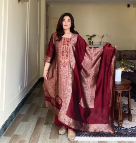 Pure Banarasi suit set with jacquard zari dupatta and matching pant