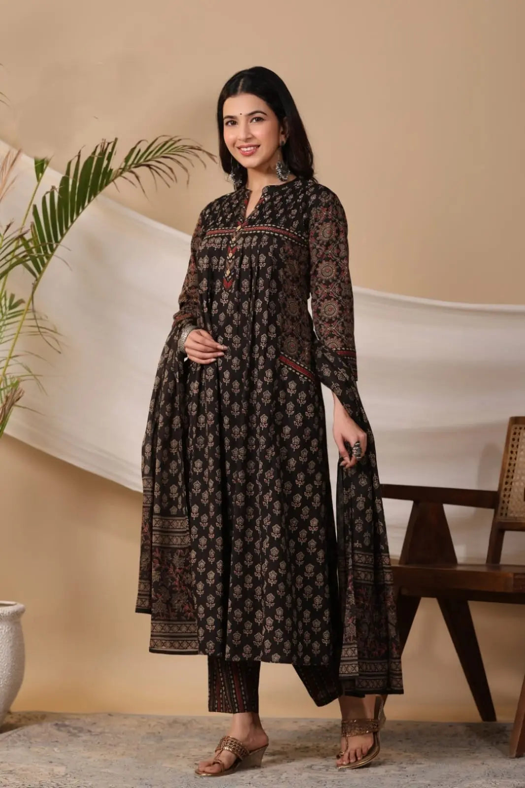 Straight A-line cotton kurta set with pockets and printed dupatta