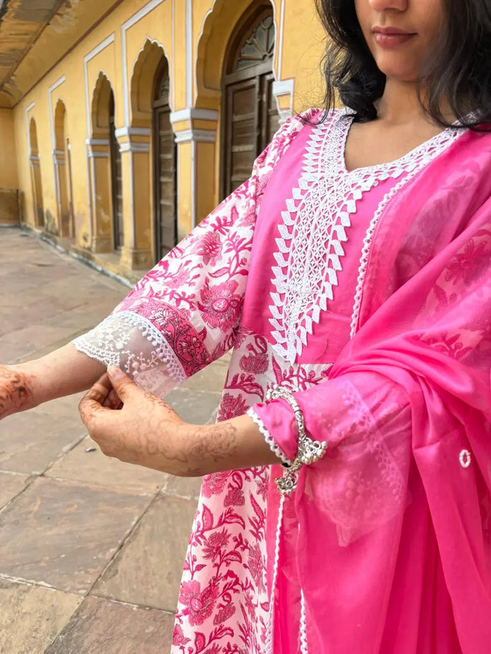 A Line Cotton Kurta Set with Lace Detail
