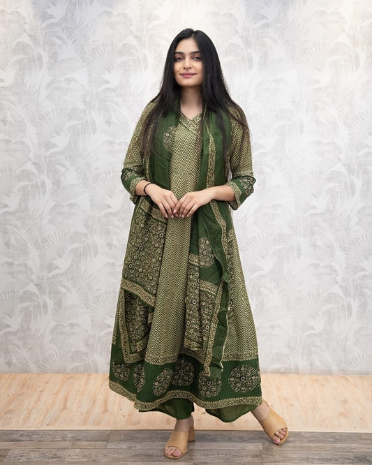 Cotton Anarkali kurta set with sequence katha work and dupatta