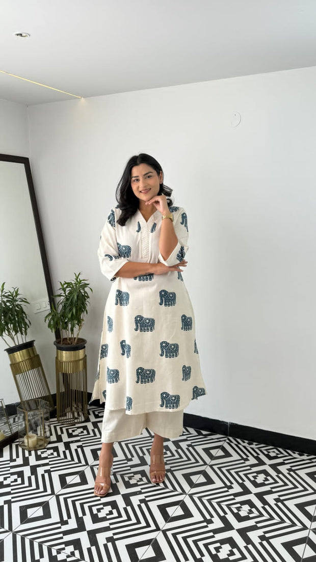 Workwear cotton co-ord set in soft slub fabric with prints

