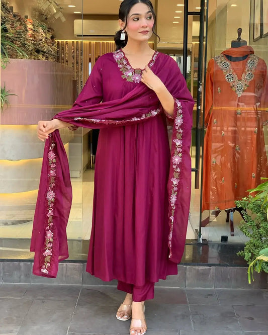 Pure cotton kurta set with embroidered neck and sleeves