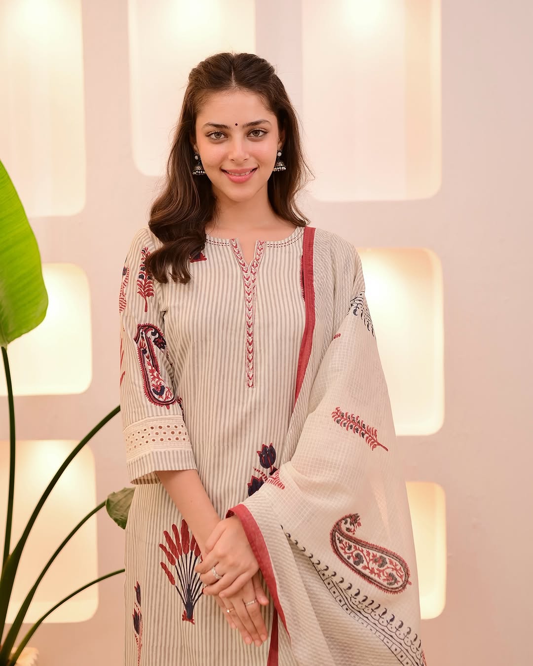 Comfortable Summer Cotton Suit Set for Women