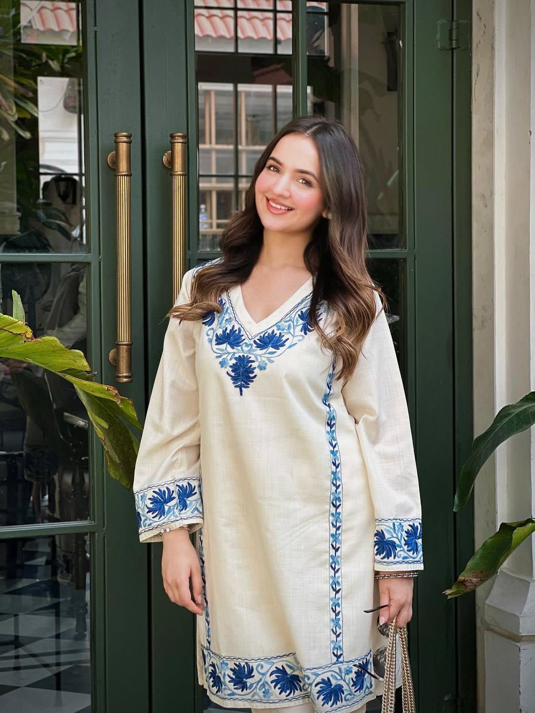 Elegant straight-fit coord set in cotton flax