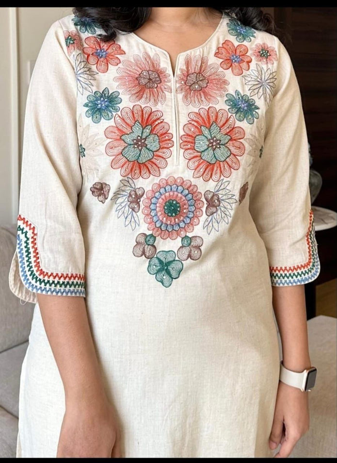 Embroidered kurta and pant for festive wear

