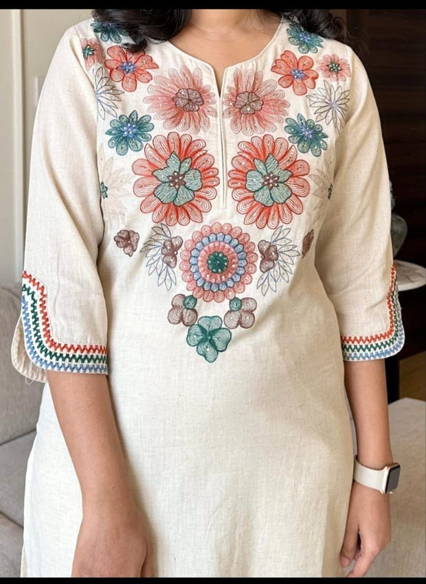 Embroidered kurta and pant for festive wear

