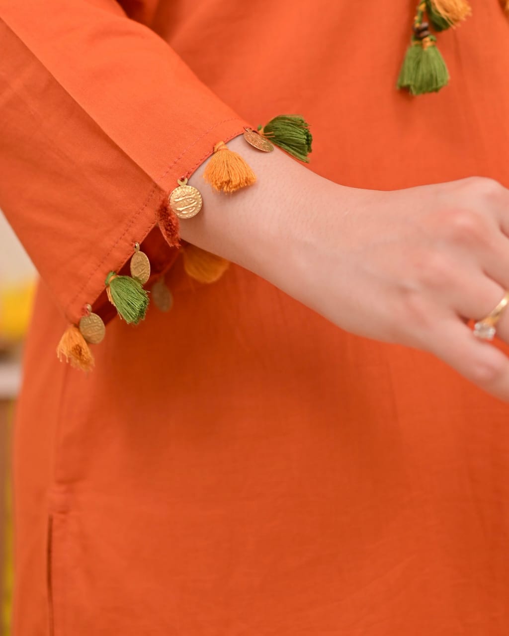 Divira Thread and Tassel Work Kurta Set