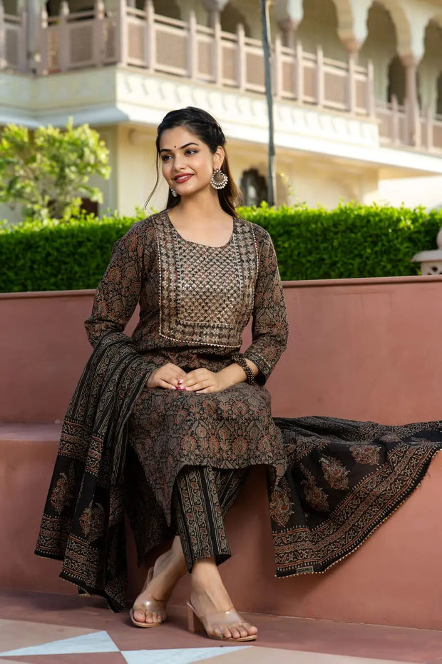 cotton kurti pant dupatta set ajrakh print