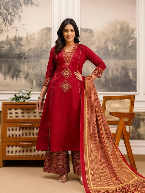 Heavy Cotton Kurti Pant Dupatta Set with Handwork Neck