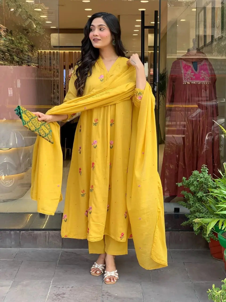 Summer A-line cotton kurta pant set for women