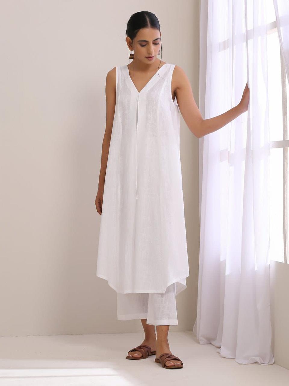 Stylish summer co-ord set with ankle-length pants

