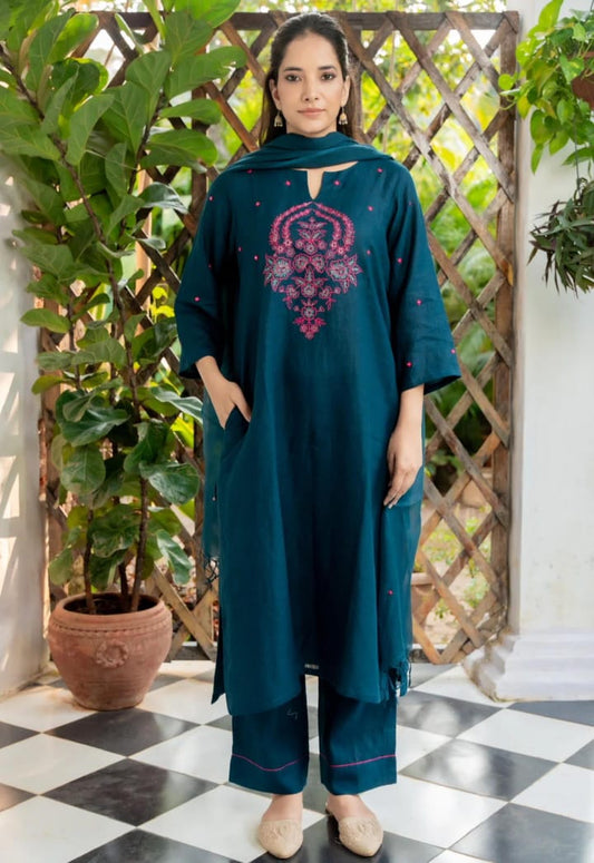 Embroidered cotton slub kurta set with ivory pants and dupatta