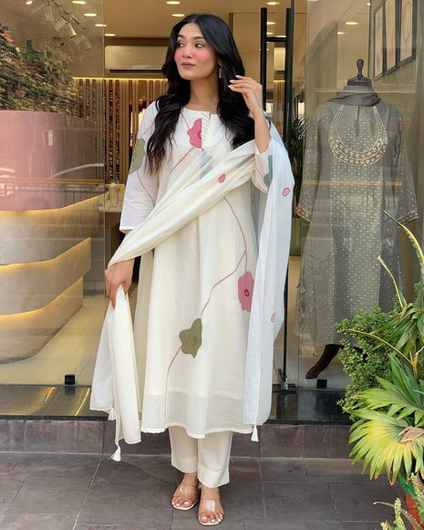 Full view of embroidered mul cotton kurti set with dupatta

