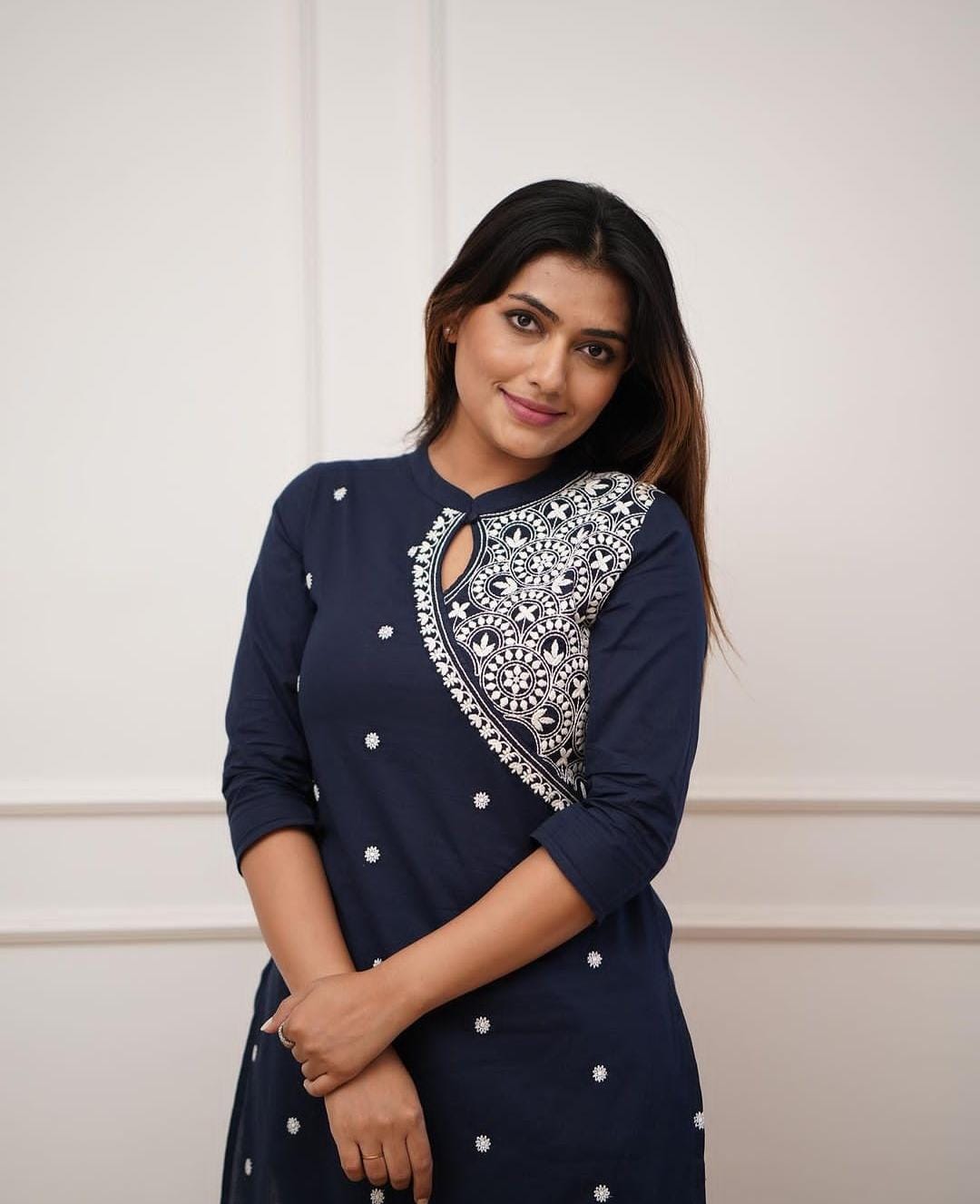 Elegant kurti pant set for women in two colours