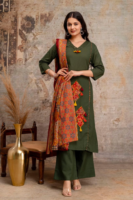 Hand embroidered cotton kurti pant set with dupatta