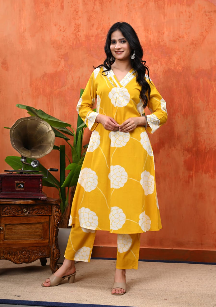 Heavy cotton discharge print kurti set

