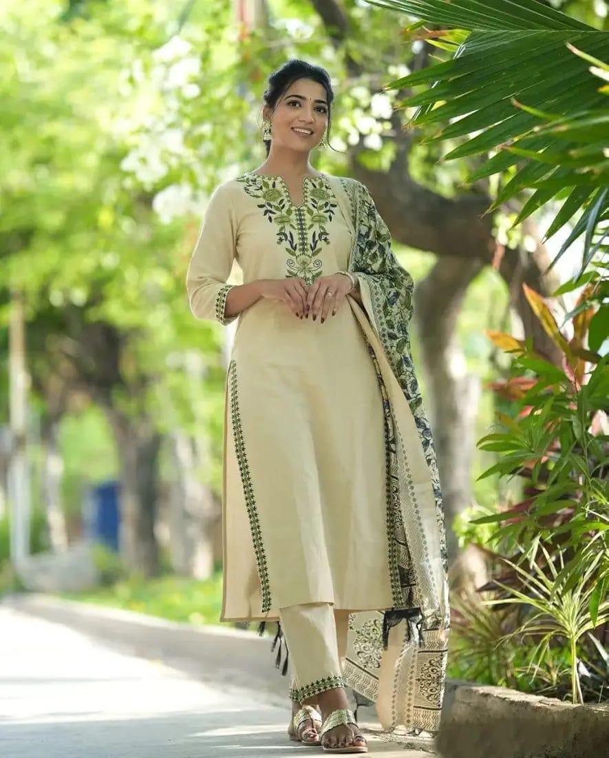 Heavy embroidered cotton kurti set with original Khadi silk dupatta