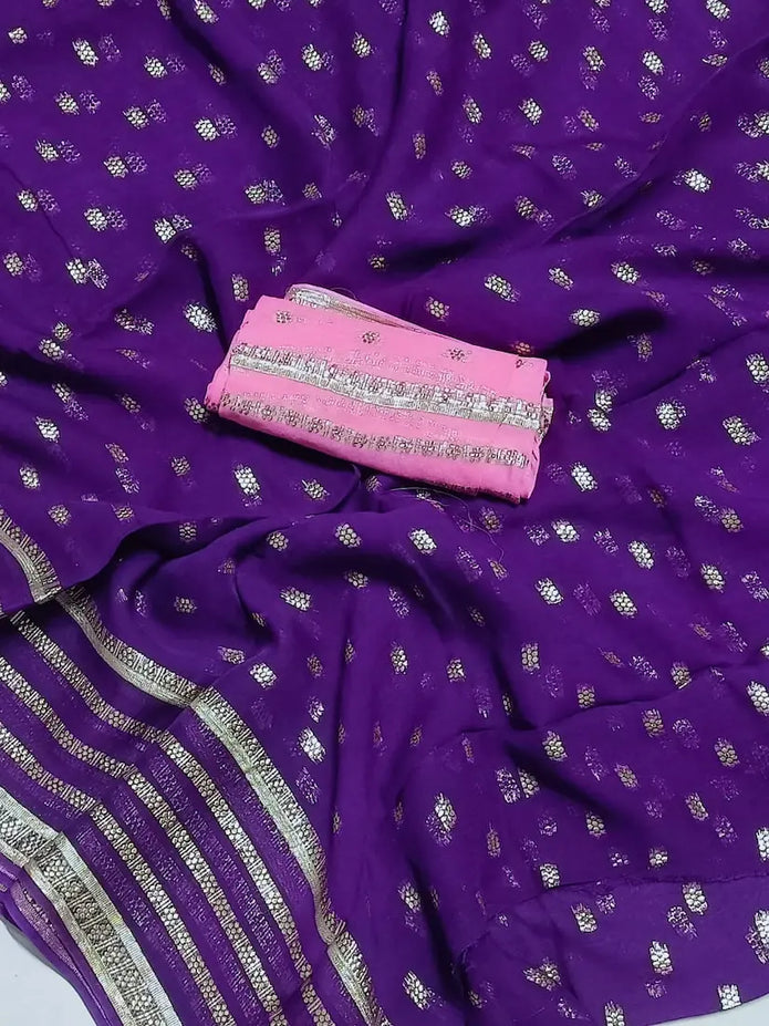 Lightweight zari saree perfect for wedding and summer events

