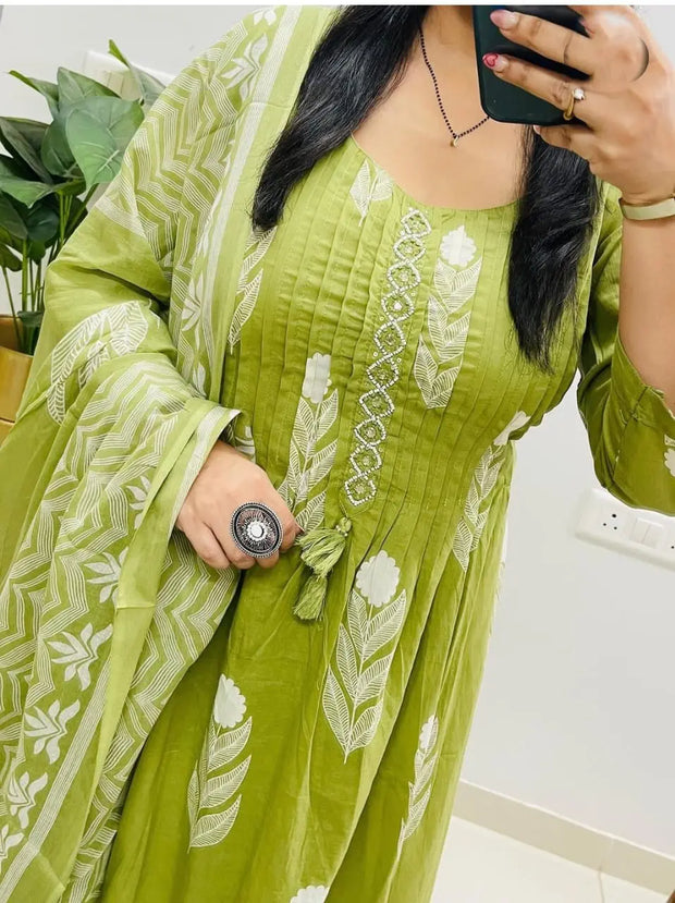 Tiered cotton Anarkali kurta with stylish sleeves in festive design