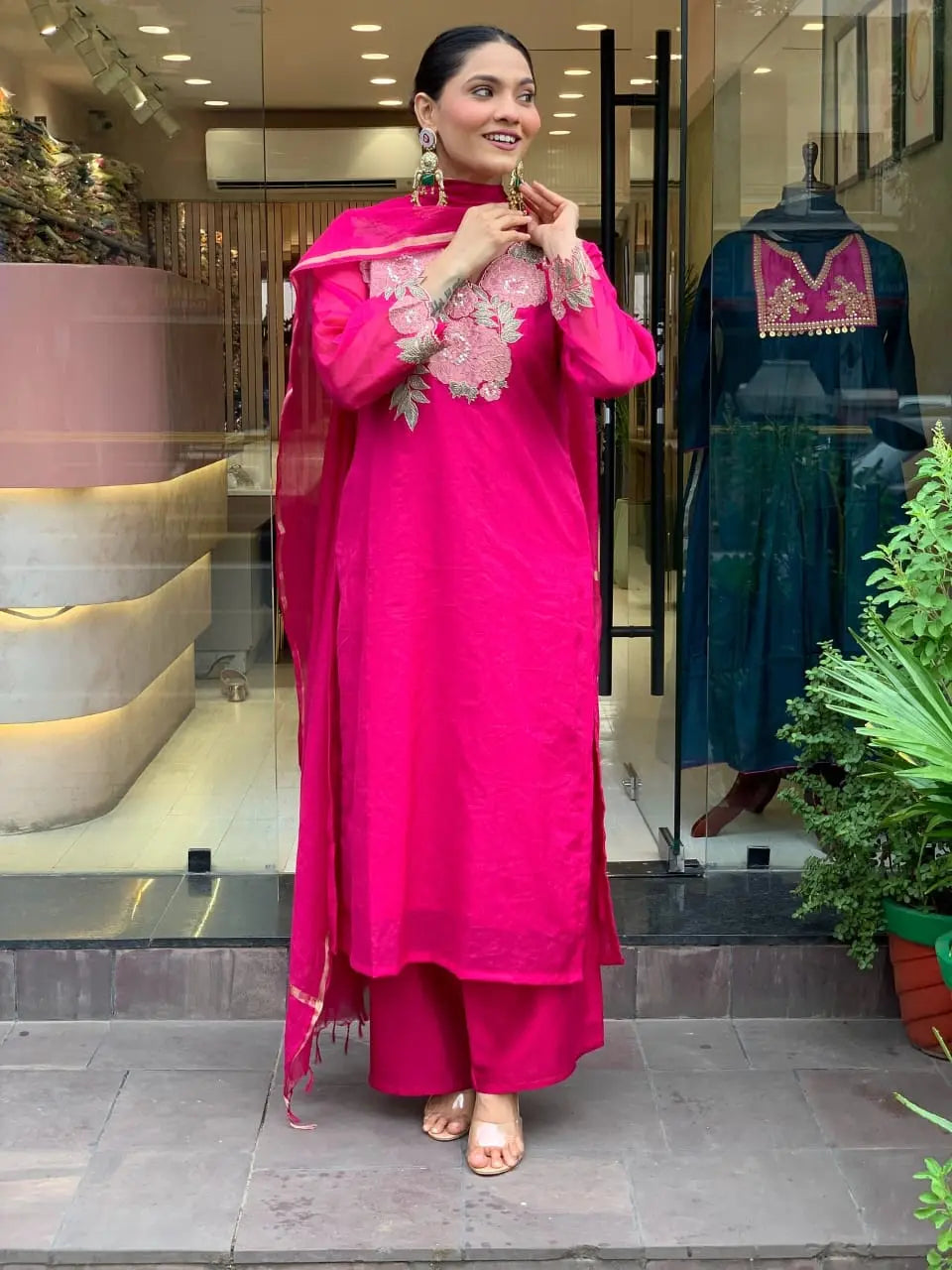 Super-dyeing cotton festive kurti set with yoke and sleeve embroidery