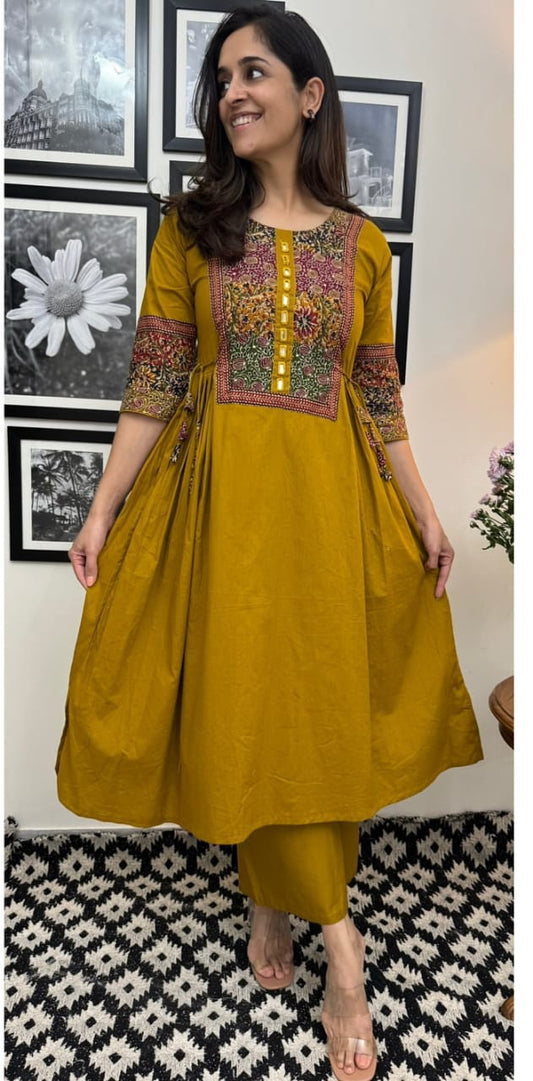 Heavy cotton kurti plazzo set with full flair and mirror detailing