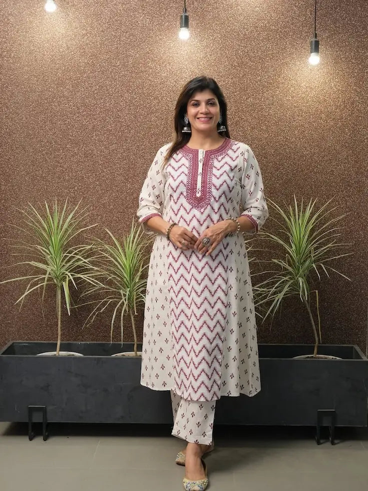 Embroidered mirror kurta in cotton fabric festive wear