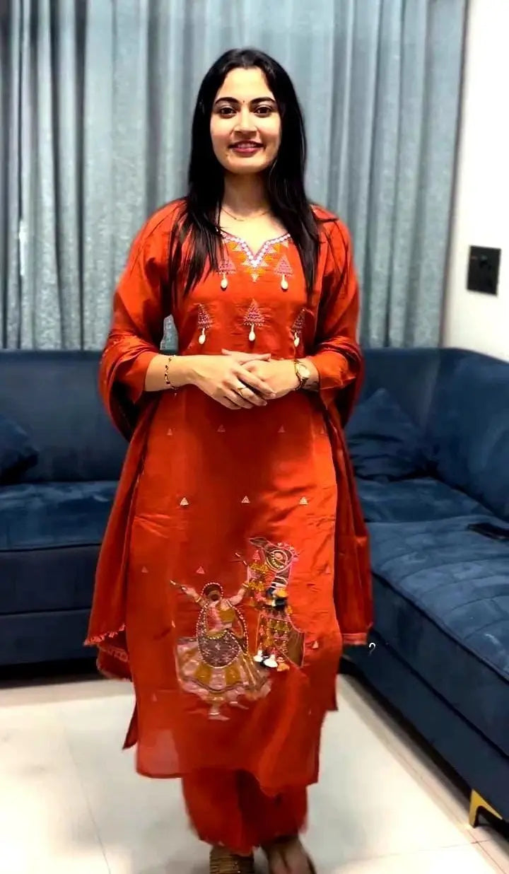 Navratri cotton kurti set with embroidery and malmal dupatta