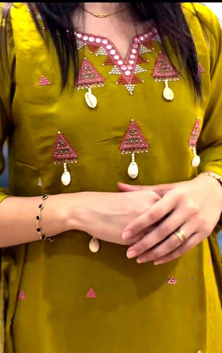 Embroidered Navratri special kurti set in 2 colors