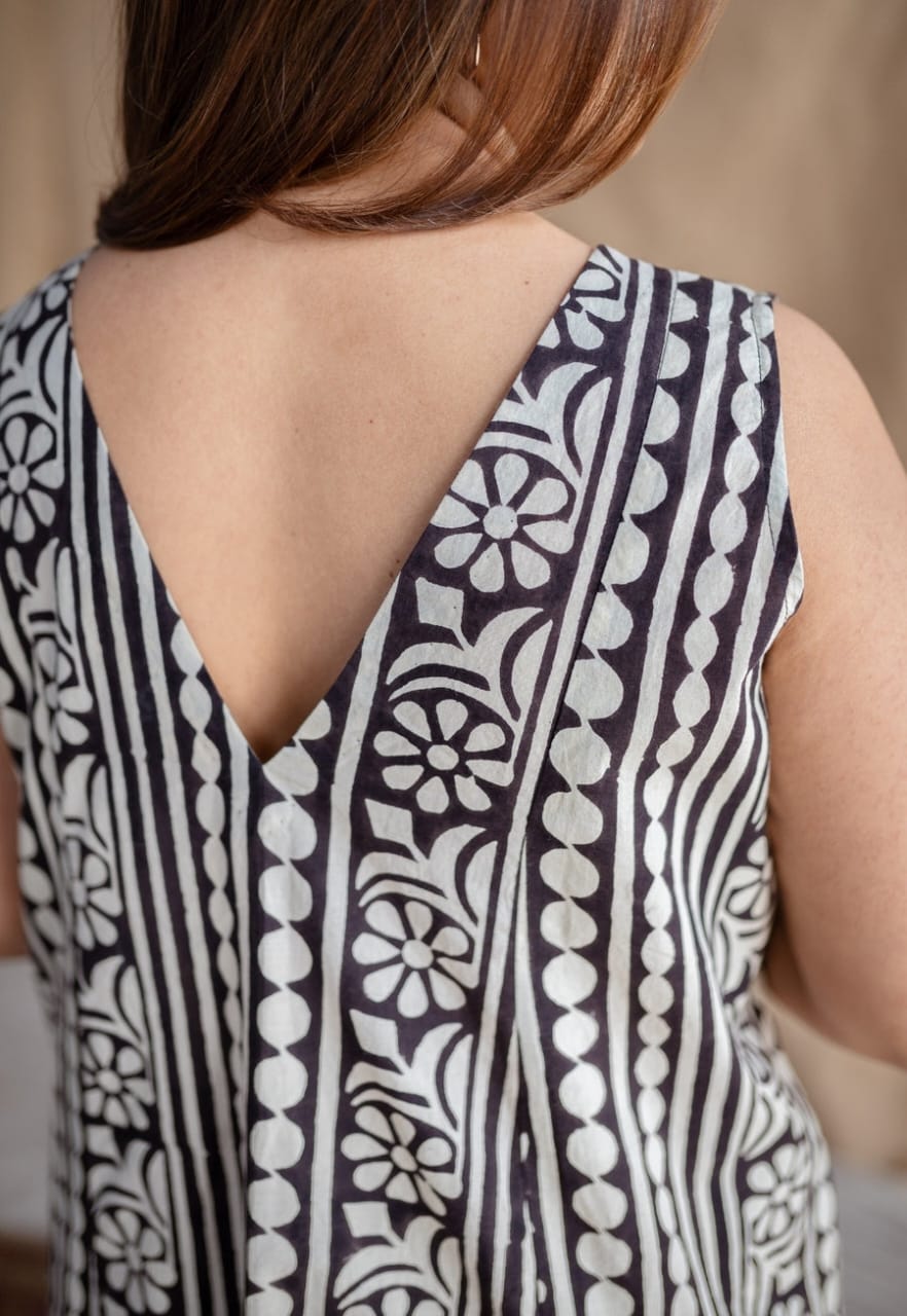 Casual and festive cotton co-ord set in breathable fabric