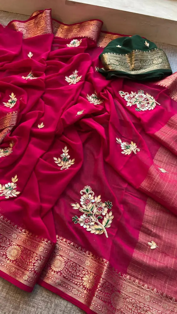 Handcrafted georgette saree with rich zari pallu and border in pink