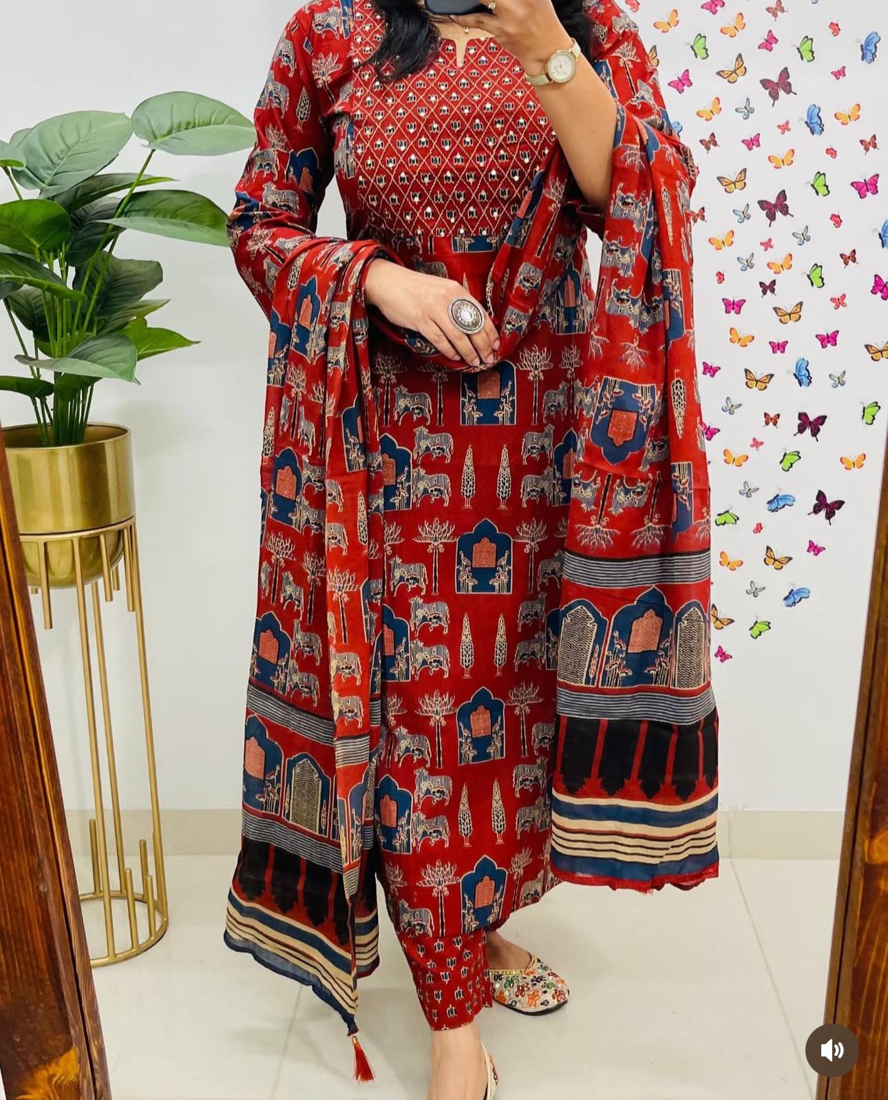 Traditional rayon kurti set with malmal dupatta in maroon

