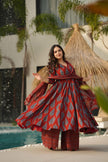Elegant Anarkali kurta with long sleeves and dori neckline

