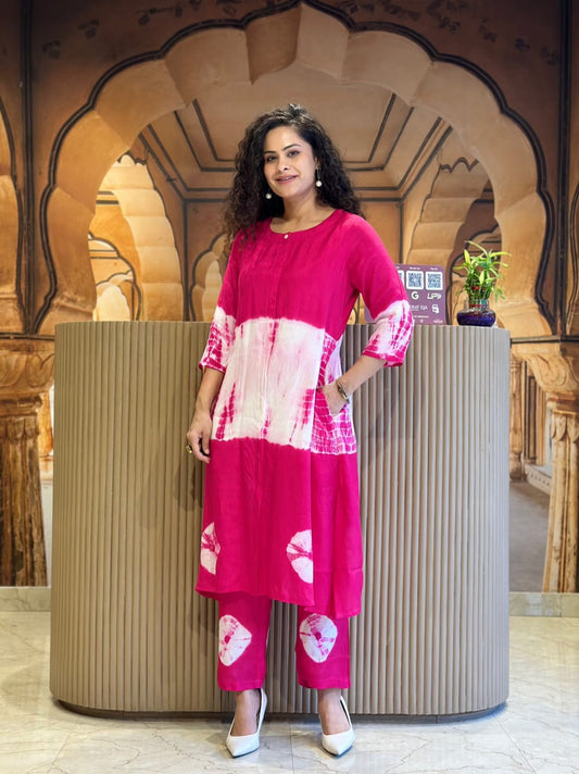 Tie-dye muslin kurti pant set in pastel

