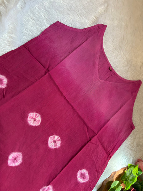 Rangita – Tie-Dye Sleeveless Cotton Short Kurti